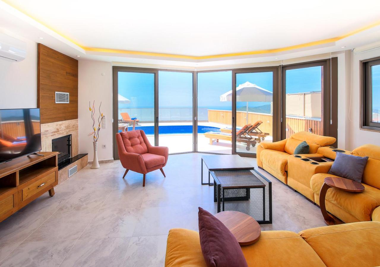 Villa 5 Sleeps 6 Isolated Pool See And Montain View-Villa Kartal Yuvasi Uzumlu  المظهر الخارجي الصورة